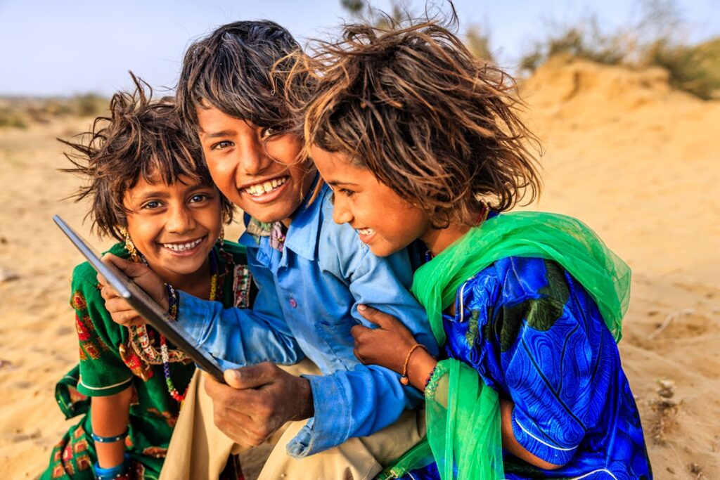 Speedcast Opens the World to the People of Rural Afghanistan by providing Communications Solutions