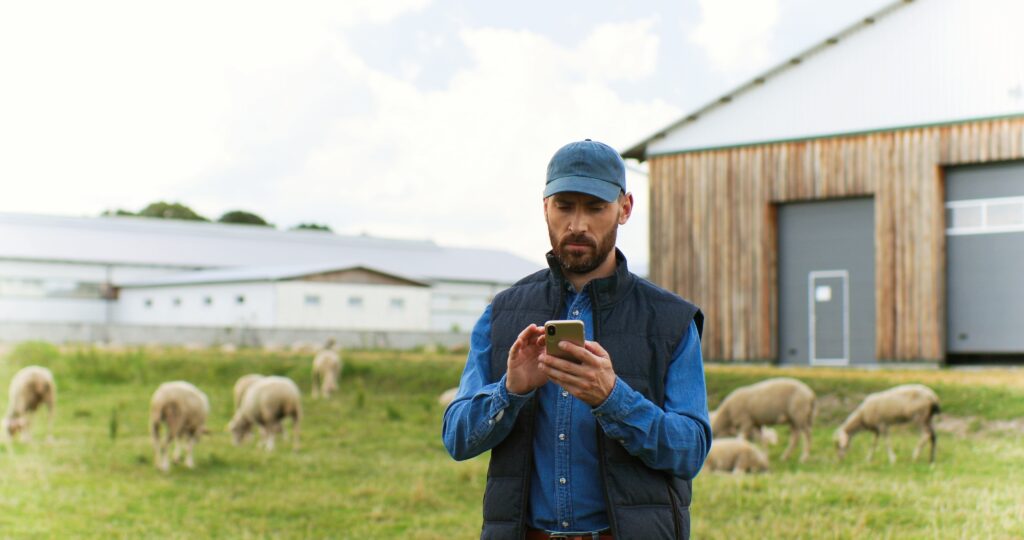 Australia phone connectivity in rural areas