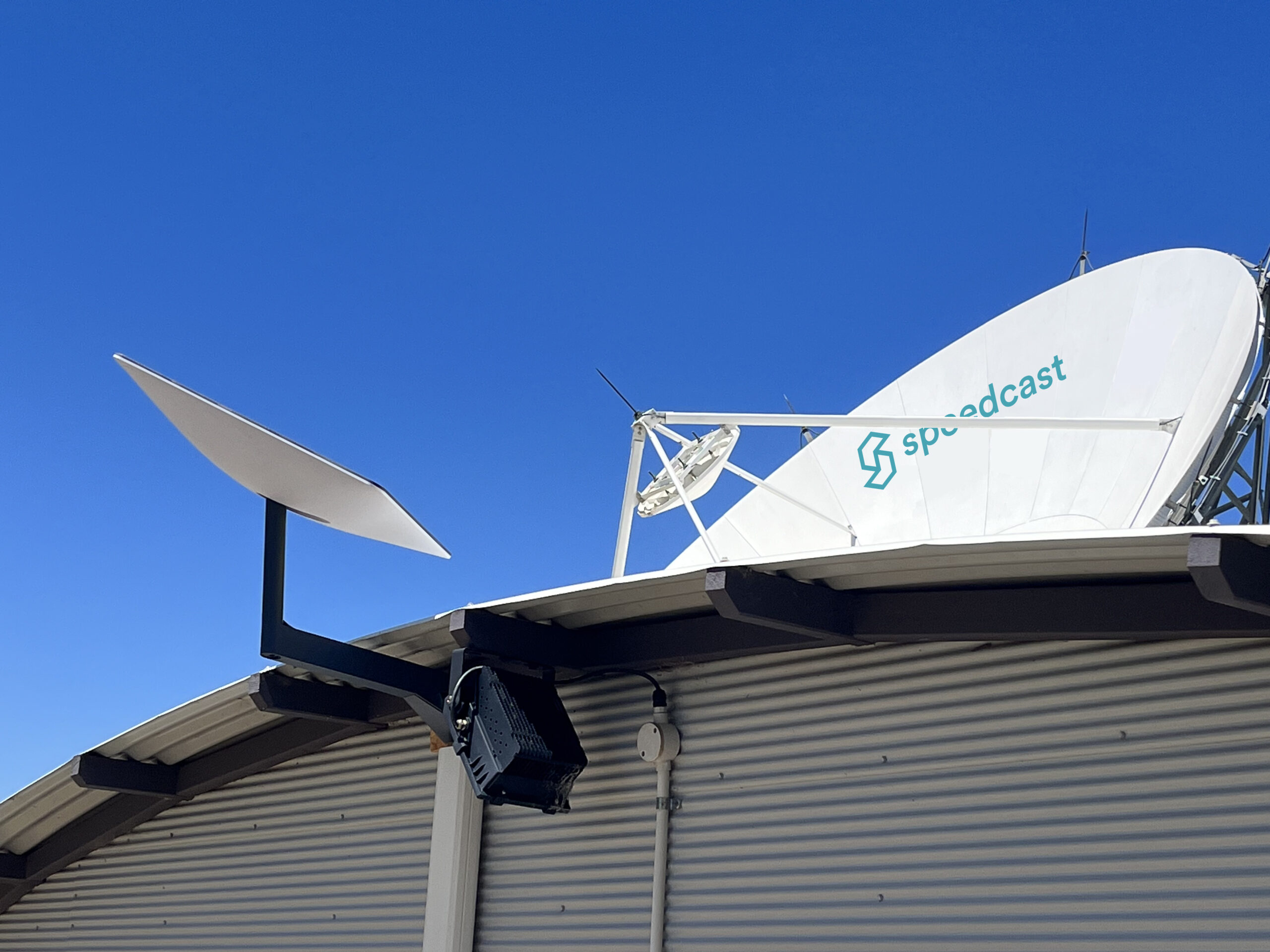 Starlink Business Teleport Modem